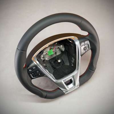 Volvo V40 R Design Bj. 2016 Lenkrad Neu beziehen